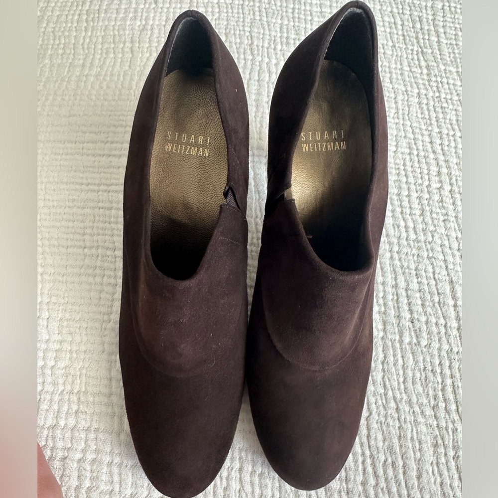 Stuart Weitzman Dark Brown Suede shoes
